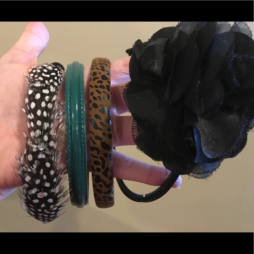 Lot of 4 headbands